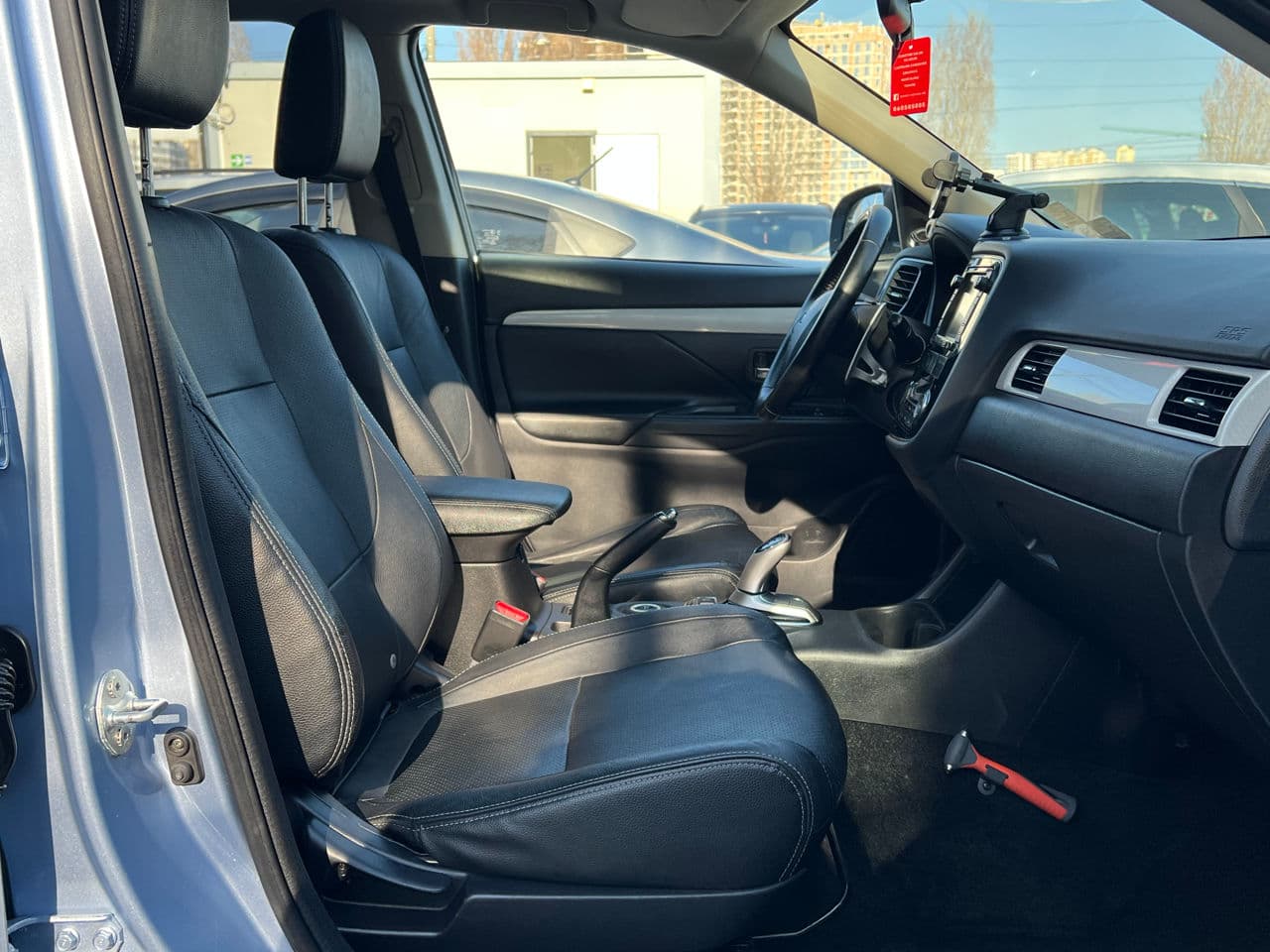 2014 Mitsubishi Outlander — Miniatură 16