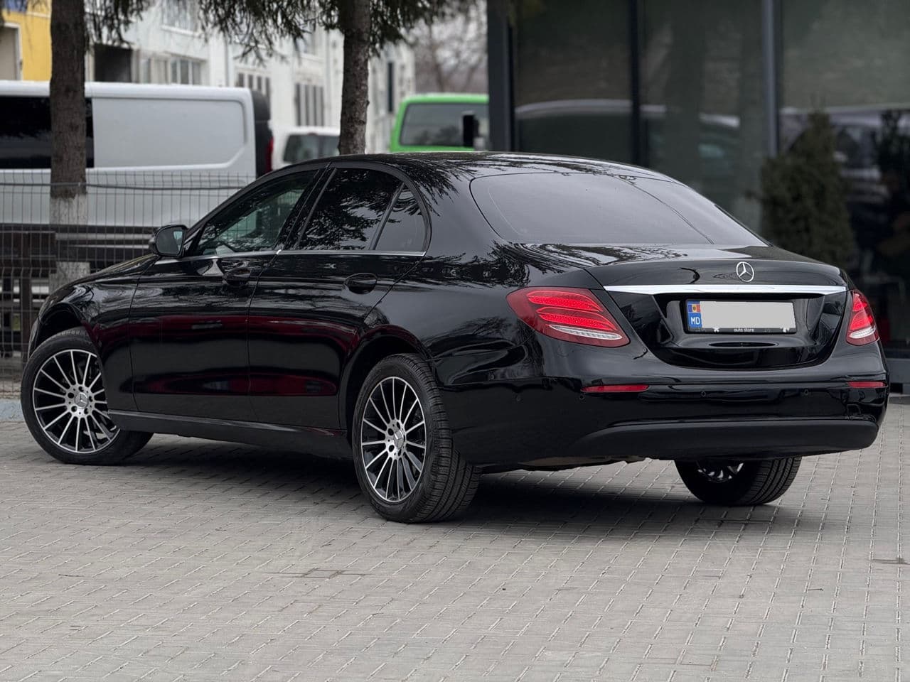 2018 Mercedes E 200 — Miniatură 4