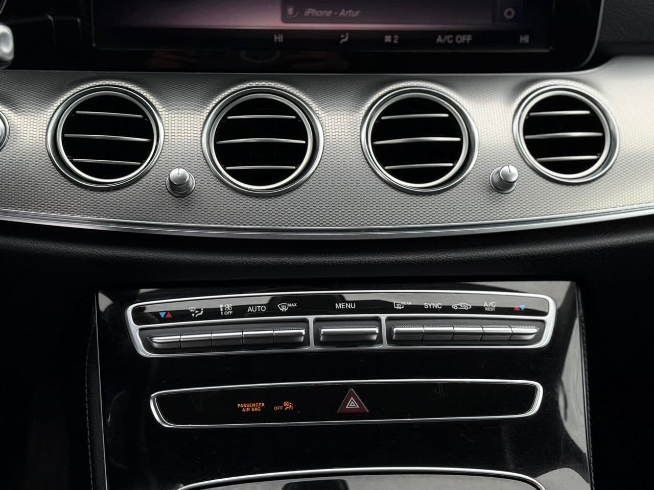 2018 Mercedes E 200 — Miniatură 13