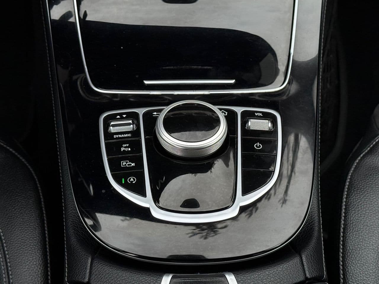 2018 Mercedes E 200 — Miniatură 14
