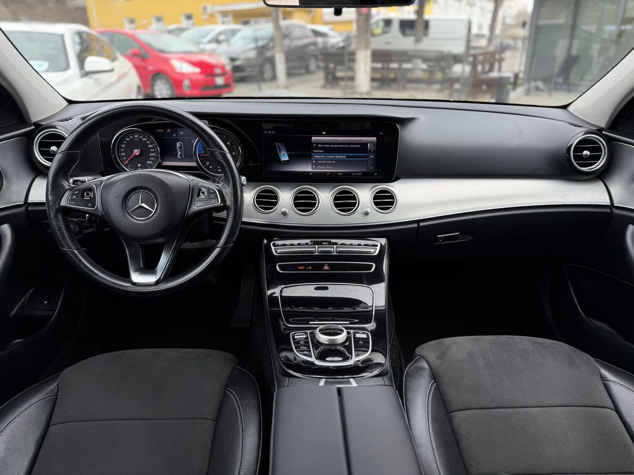 2018 Mercedes E 200 — Miniatură 9