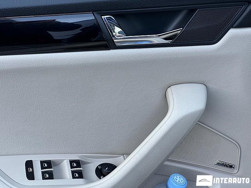 Skoda Superb 2017 — Миниатюра 11
