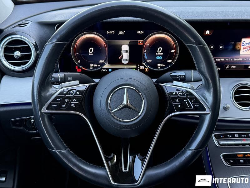 2021 Mercedes E 300de — Miniatură 11