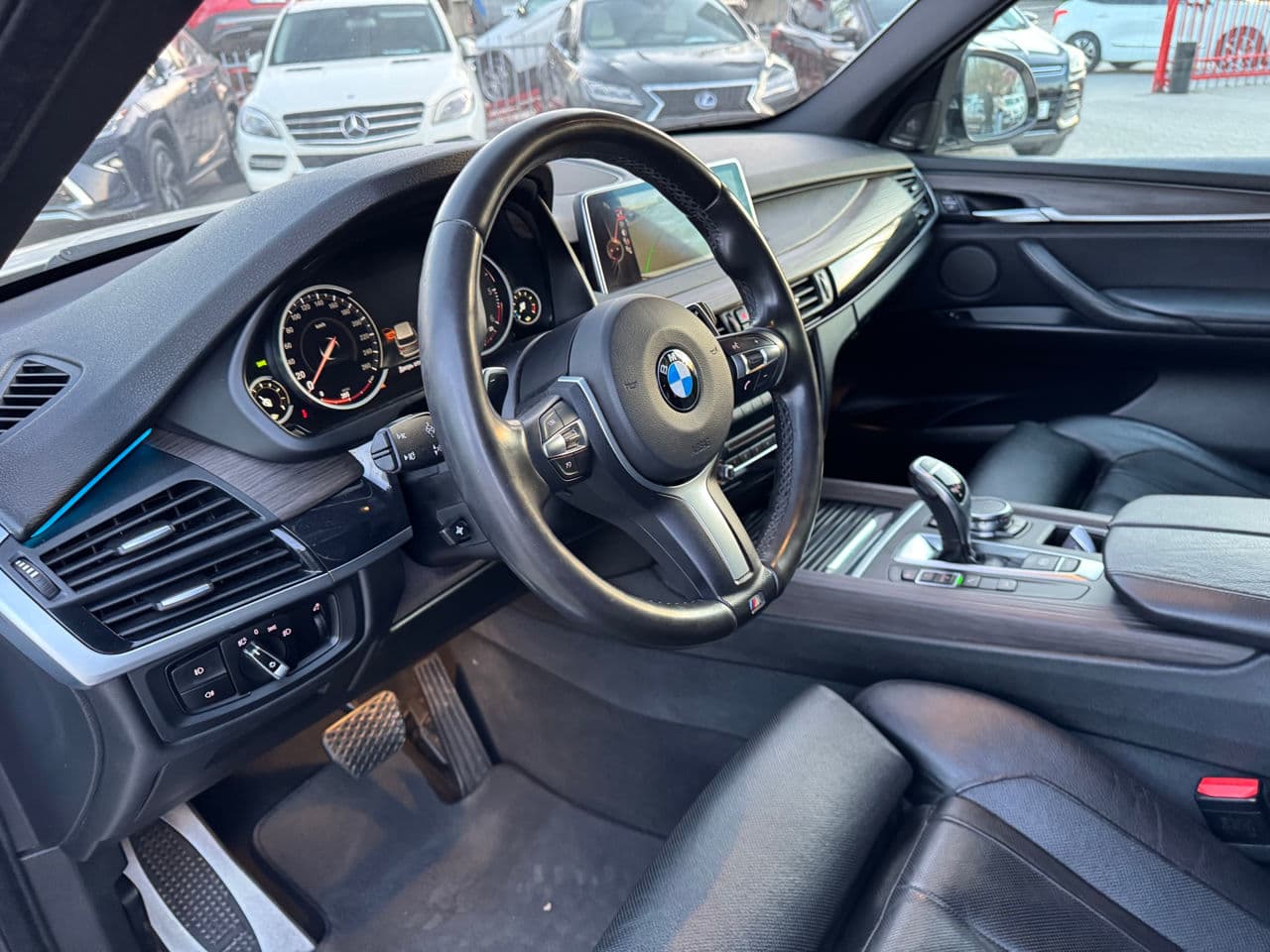 BMW X5 2.5D 2016 — Миниатюра 10