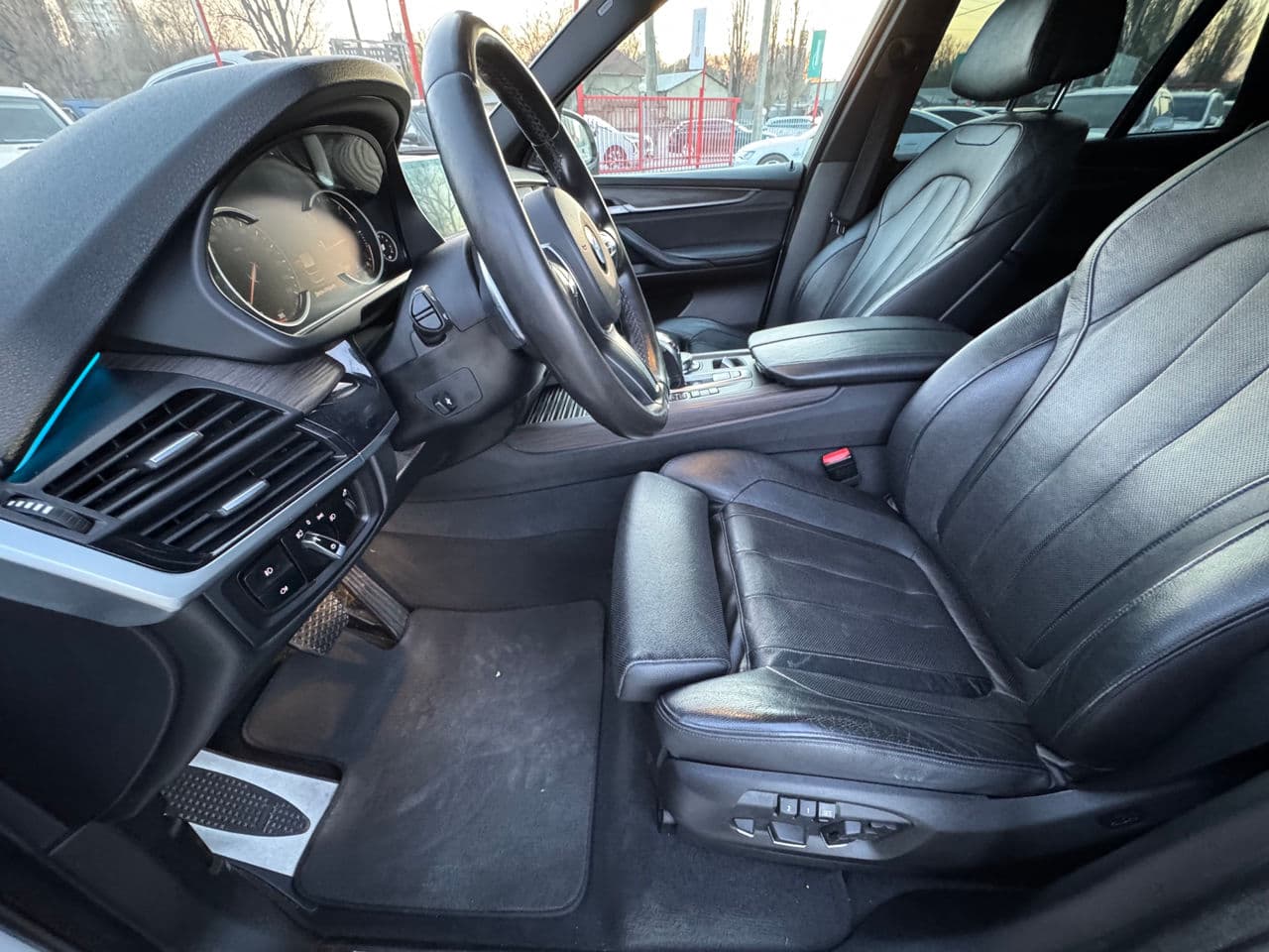 BMW X5 2.5D 2016 — Миниатюра 11