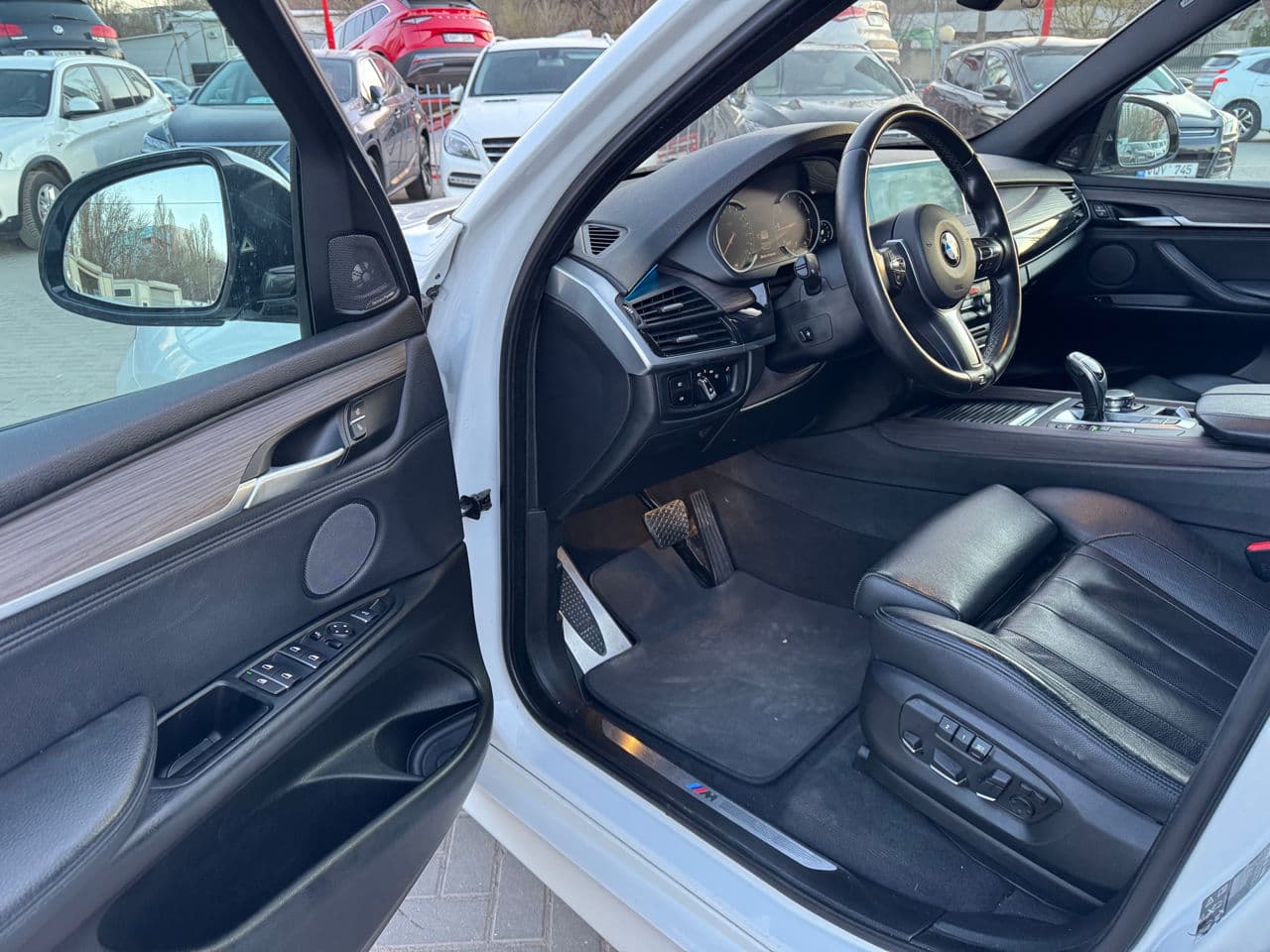 BMW X5 2.5D 2016 — Миниатюра 8