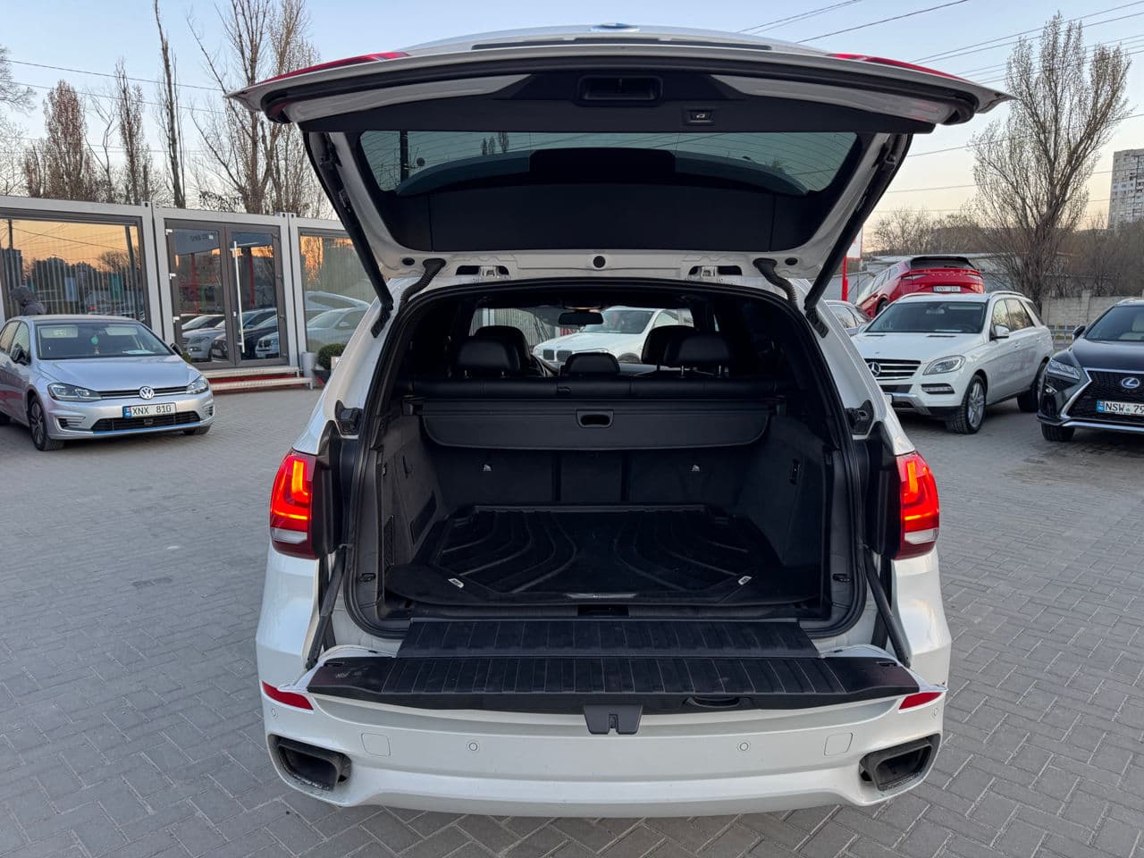 BMW X5 2.5D 2016 — Миниатюра 27