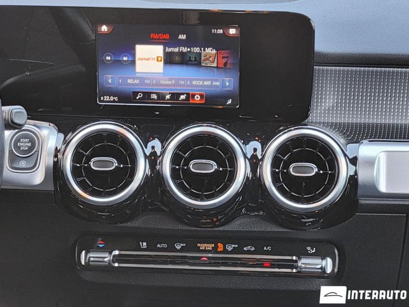 2020 Mercedes GLB 200d — Miniatură 13