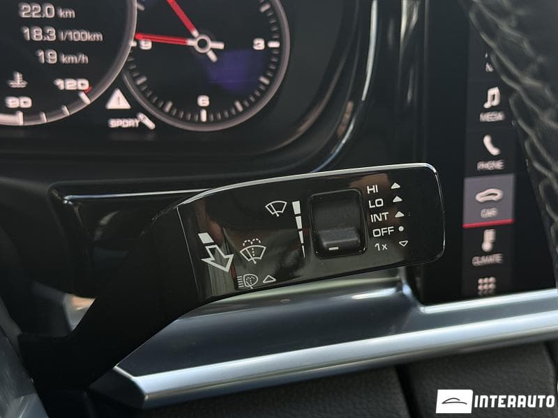 2019 Porsche Panamera — Miniatură 14