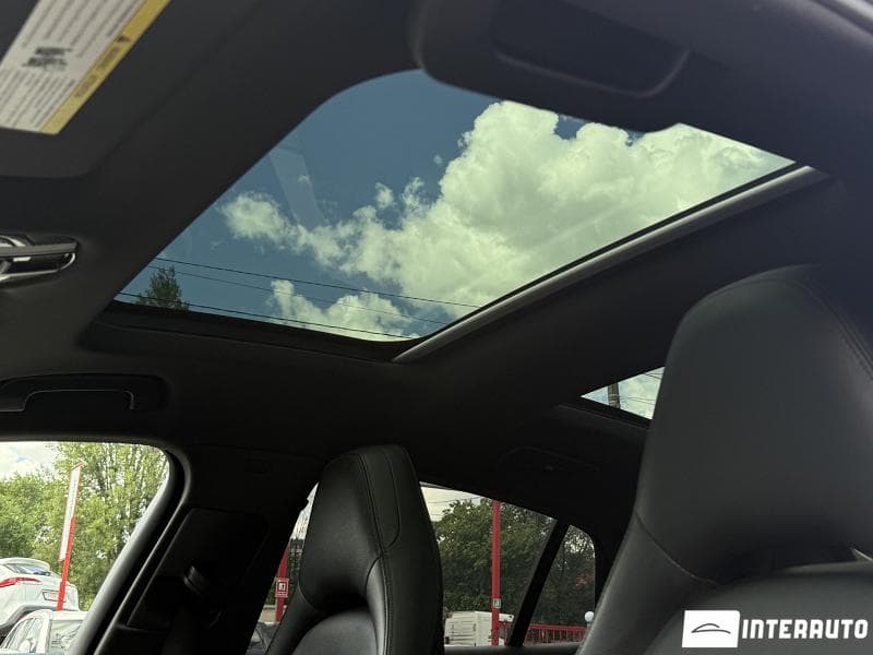 2019 Porsche Panamera — Miniatură 17