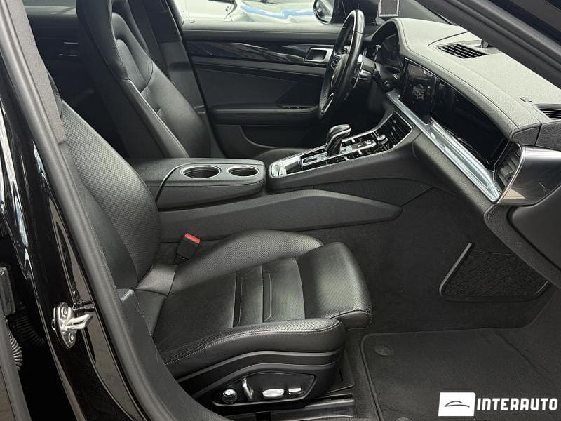 2019 Porsche Panamera — Miniatură 15