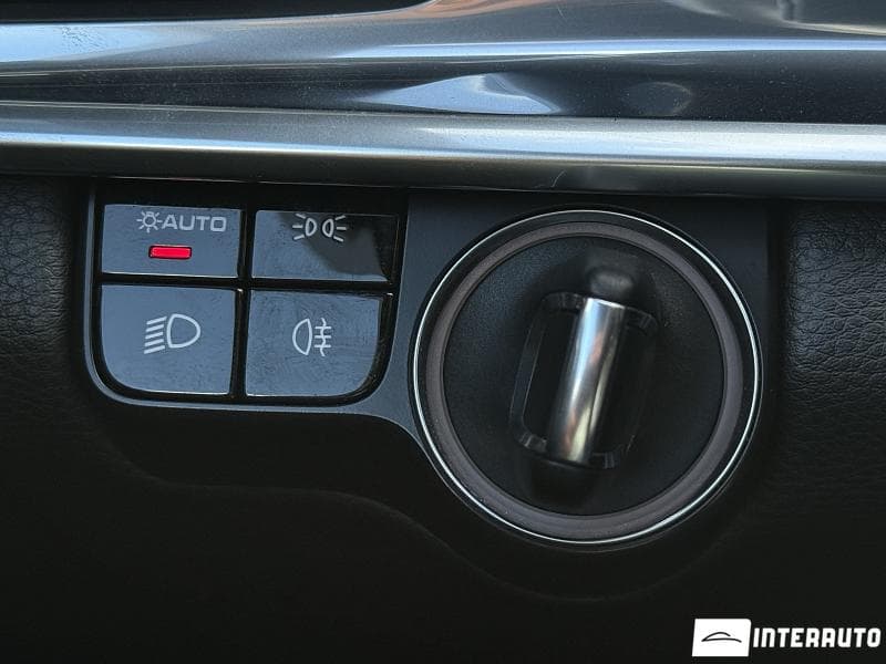 2019 Porsche Panamera — Miniatură 11