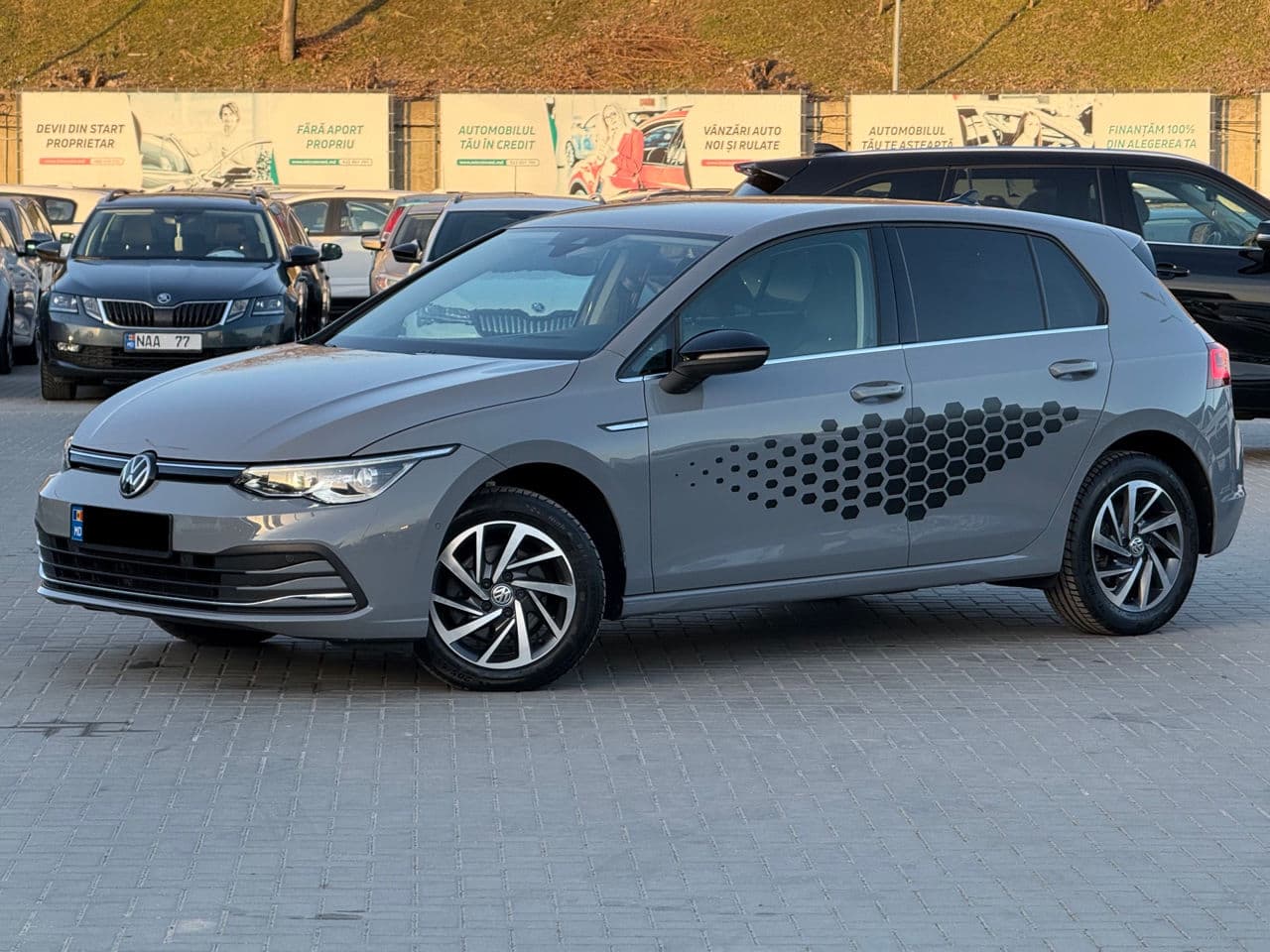 2020 Volkswagen Golf — Miniatură 2