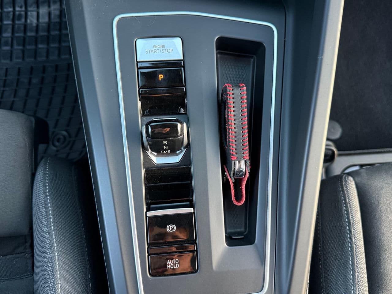 2020 Volkswagen Golf — Miniatură 13