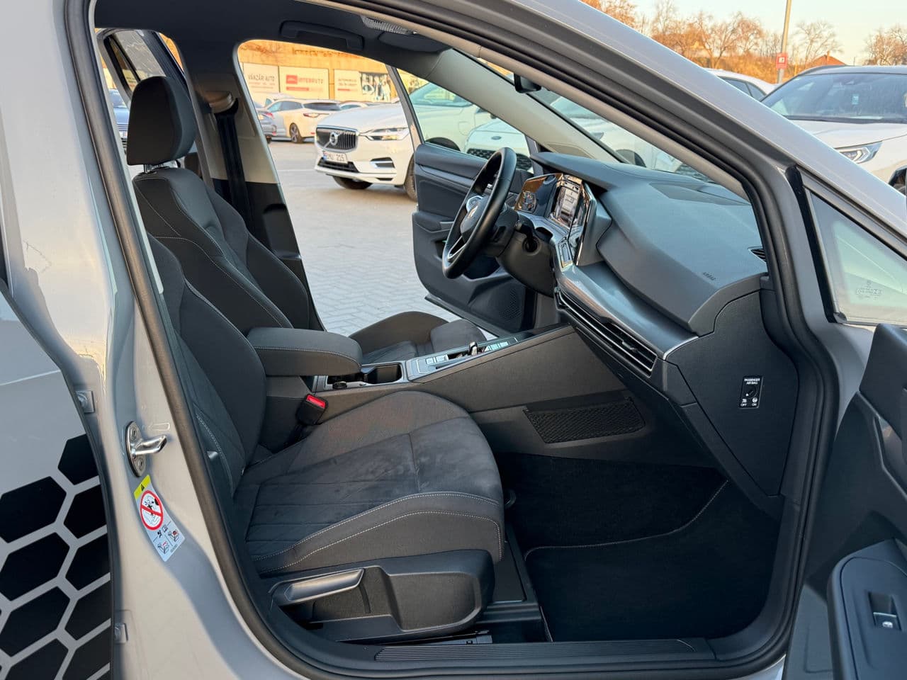 2020 Volkswagen Golf — Miniatură 16