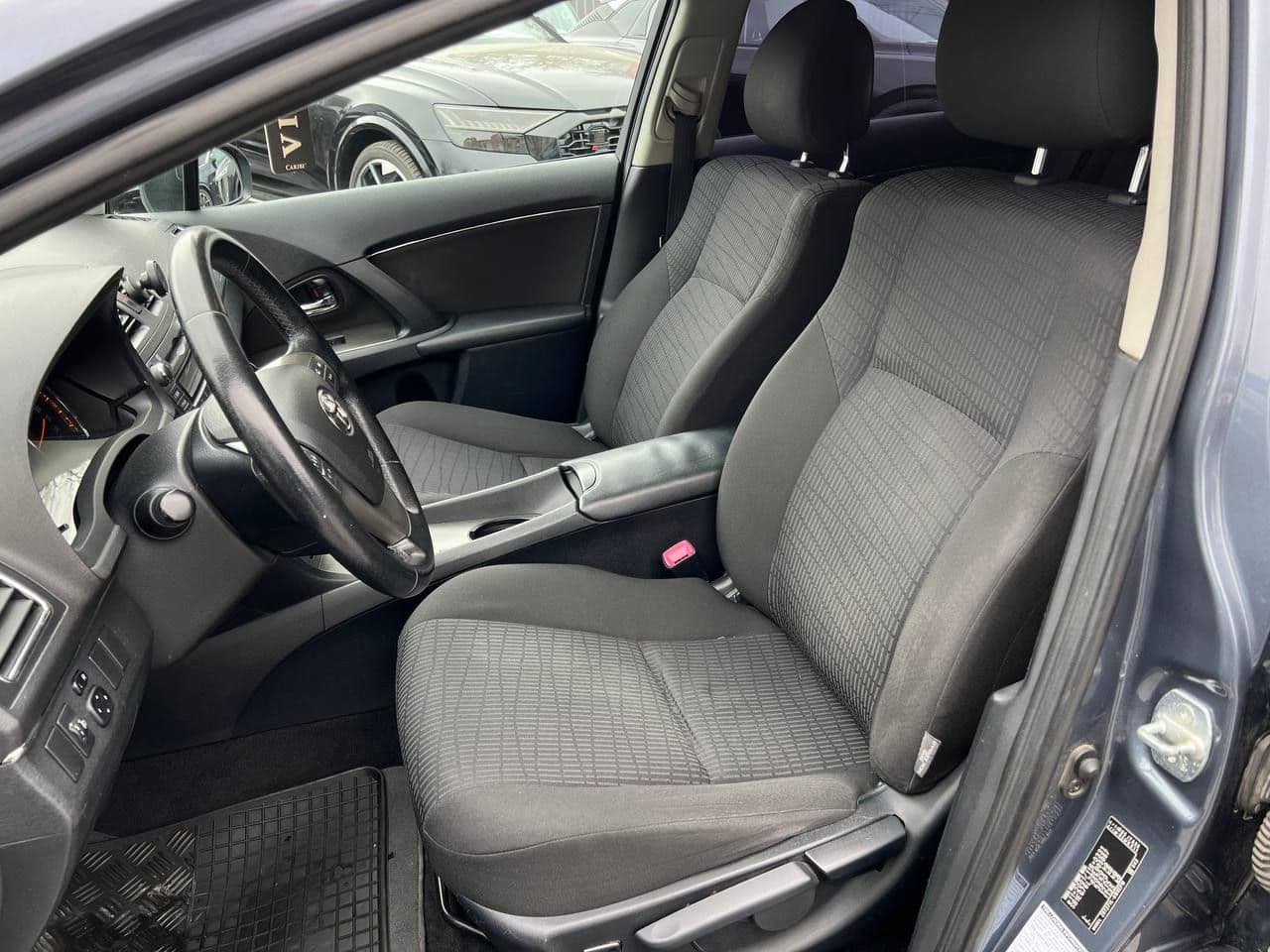Toyota Avensis 2009 — Миниатюра 6