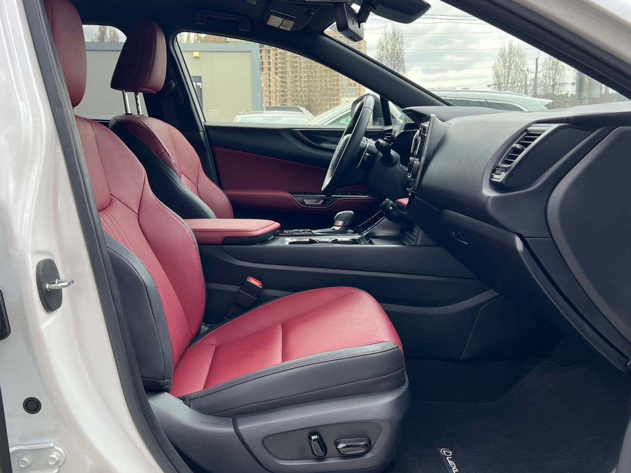 2023 Lexus NX 250 — Miniatură 15