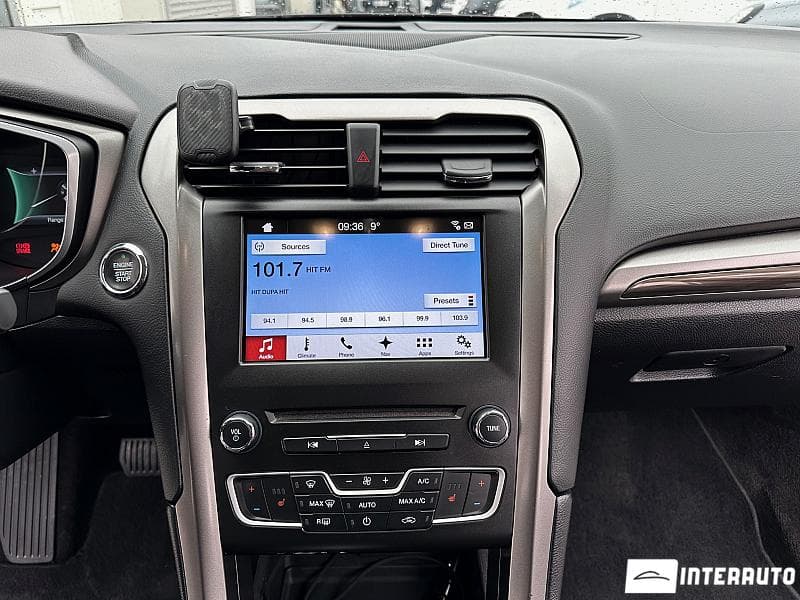 2016 Ford Fusion — Miniatură 12