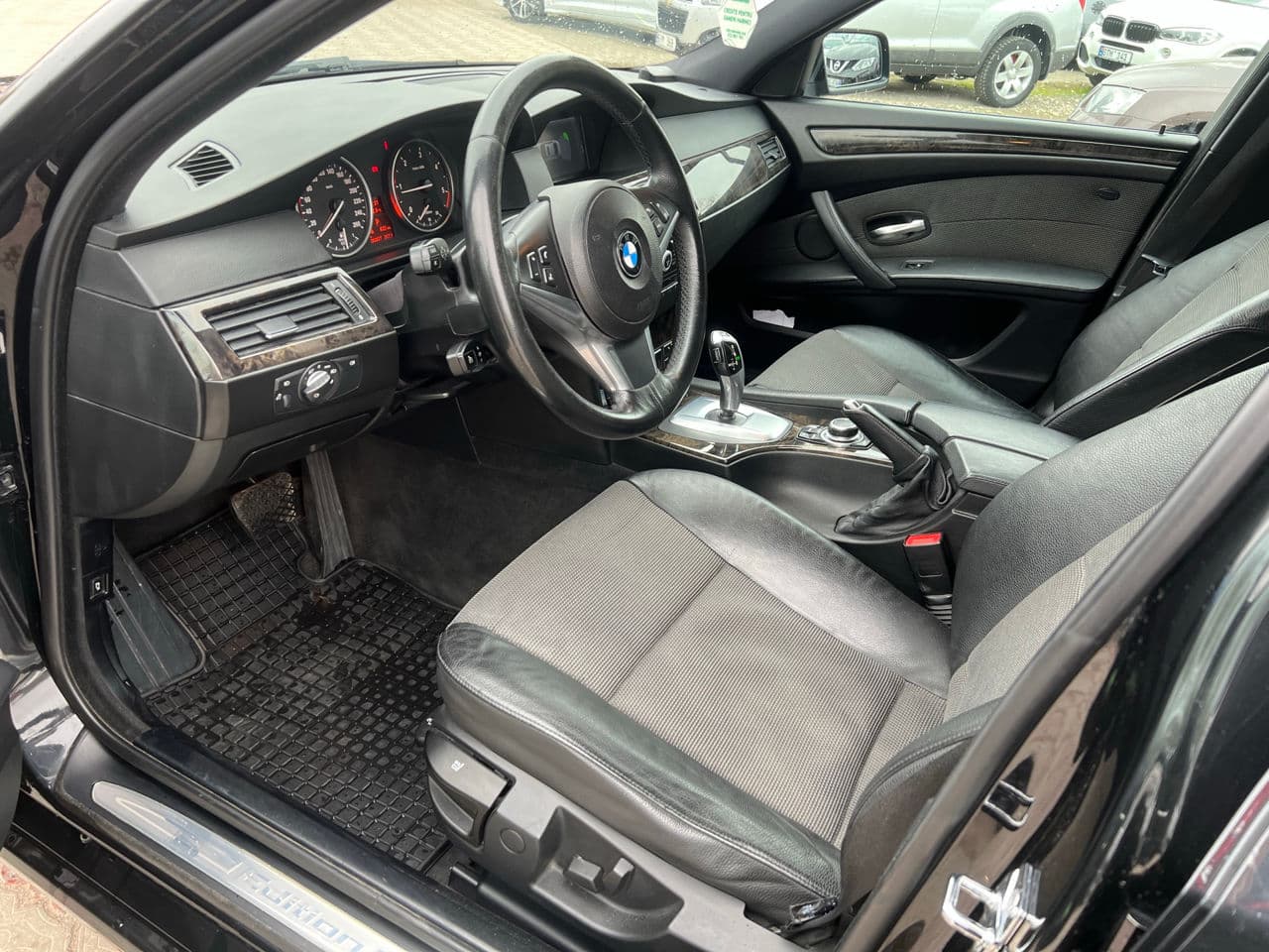 2009 BMW 520 — Miniatură 5