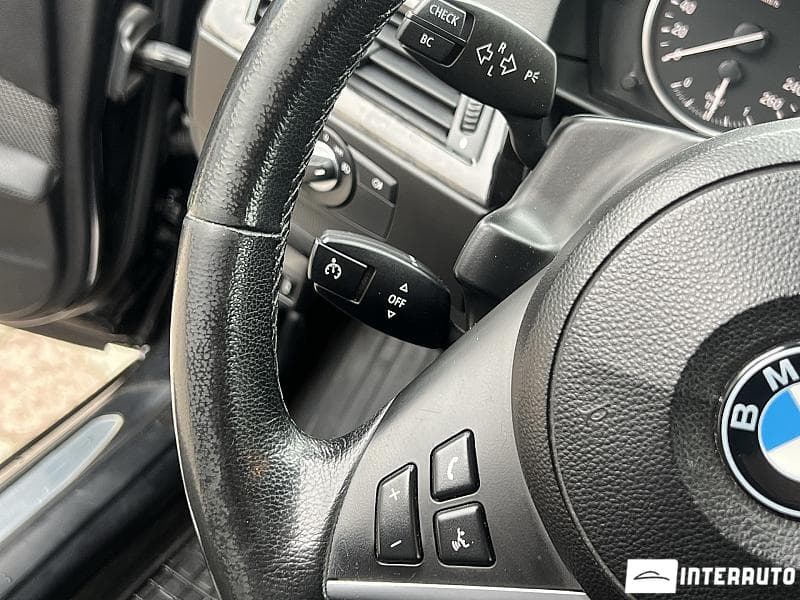 2009 BMW 520 — Miniatură 10