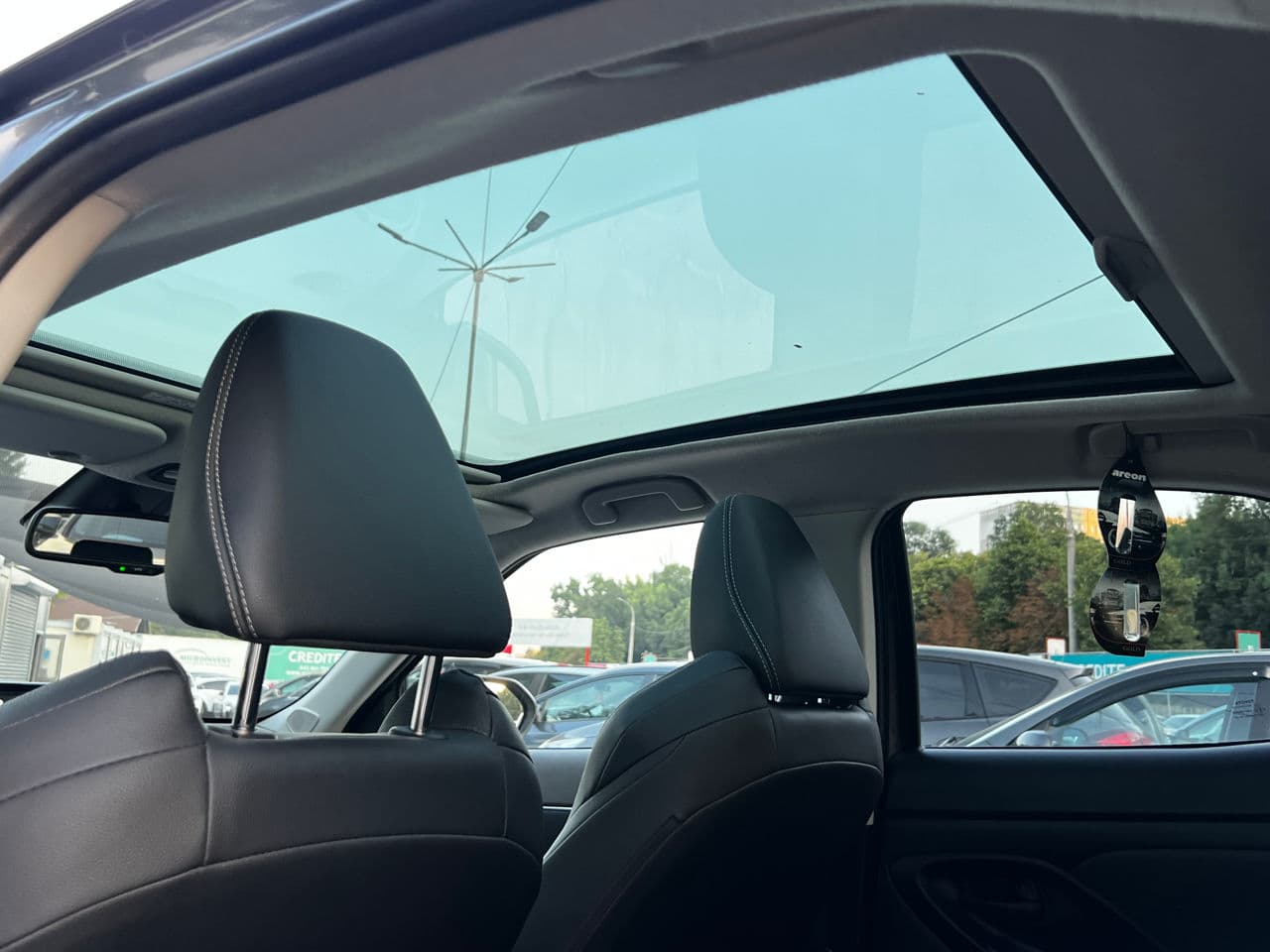 2022 Toyota Yaris Cross — Miniatură 10