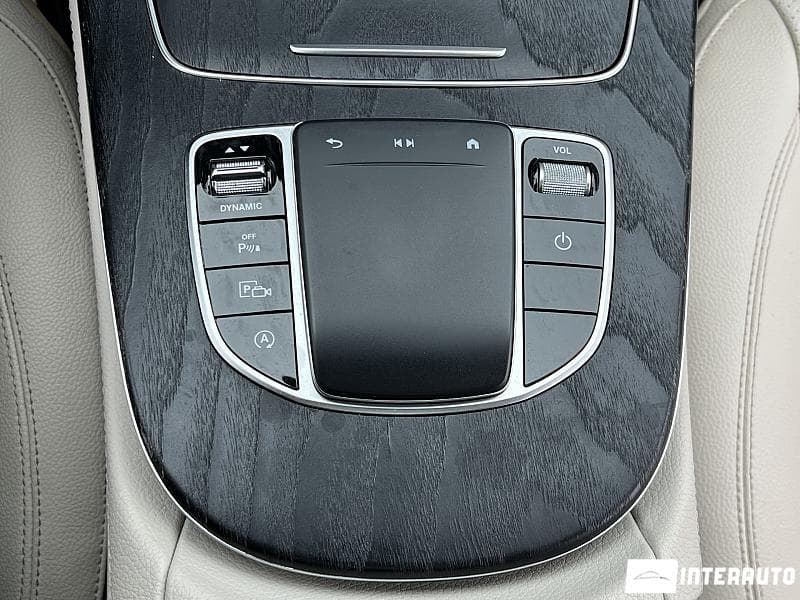 2021 Mercedes E 350 — Miniatură 12