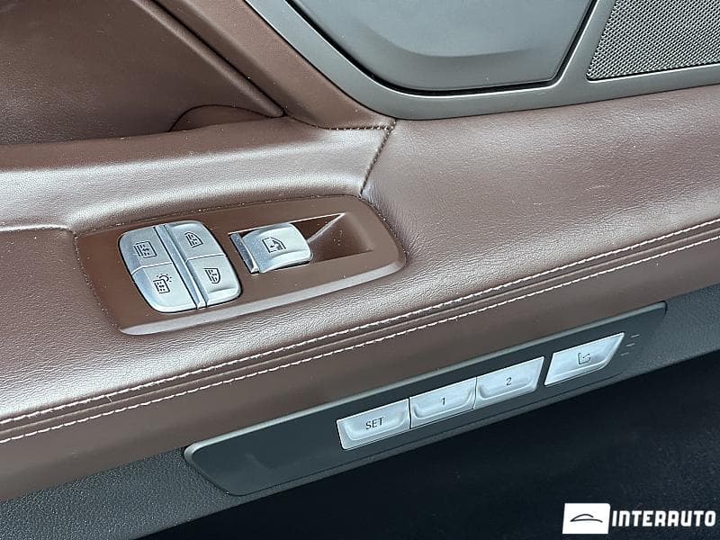 2016 BMW 740e — Miniatură 20
