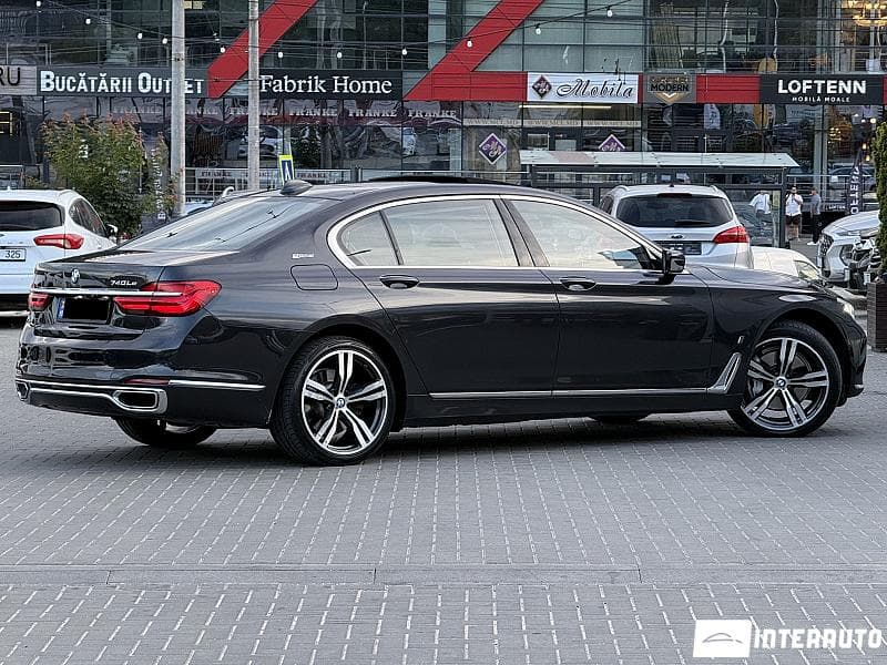 2016 BMW 740e — Miniatură 3