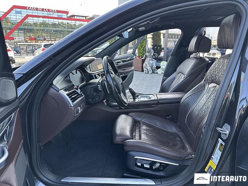 2016 BMW 740e — Miniatură 5