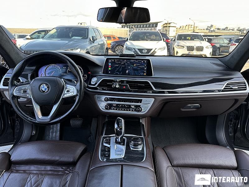 2016 BMW 740e — Miniatură 6