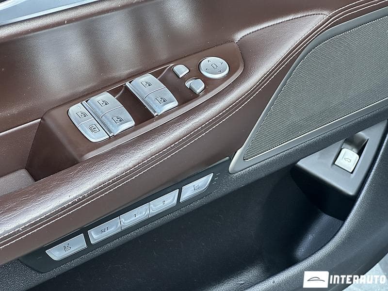2016 BMW 740e — Miniatură 18