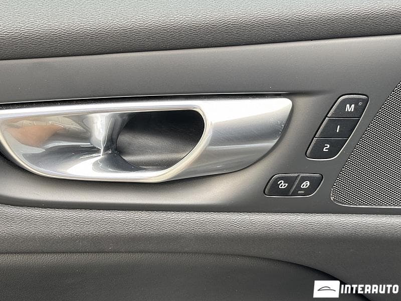 2024 Volvo V 60 Cross Country — Miniatură 18
