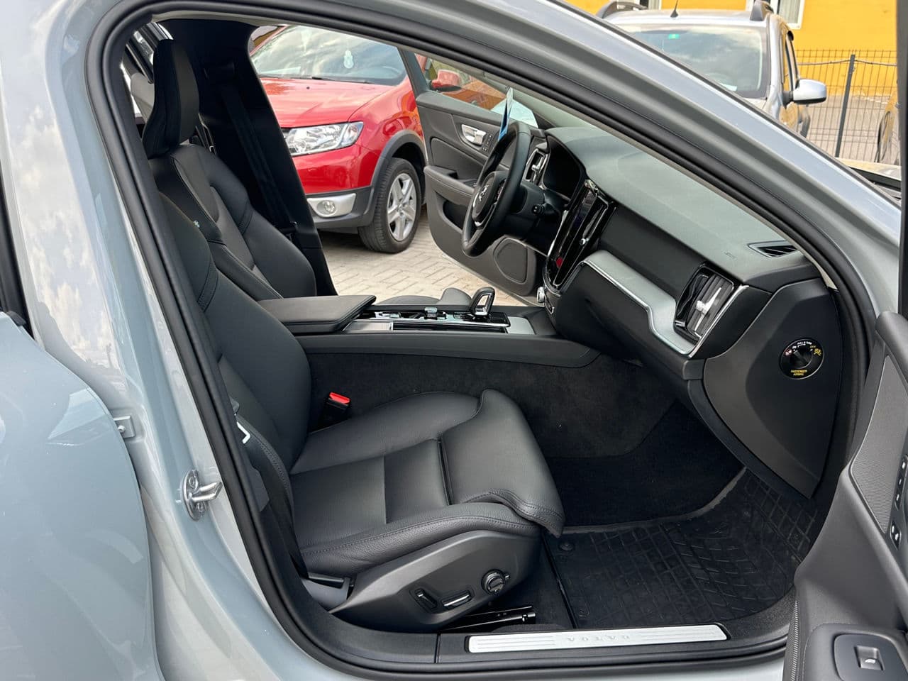 2024 Volvo V 60 Cross Country — Miniatură 15