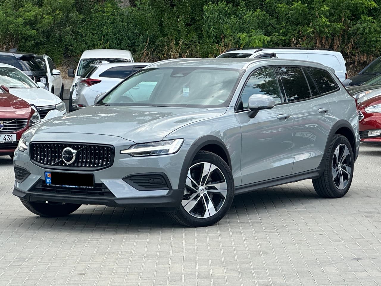 2024 Volvo V 60 Cross Country — Miniatură 2