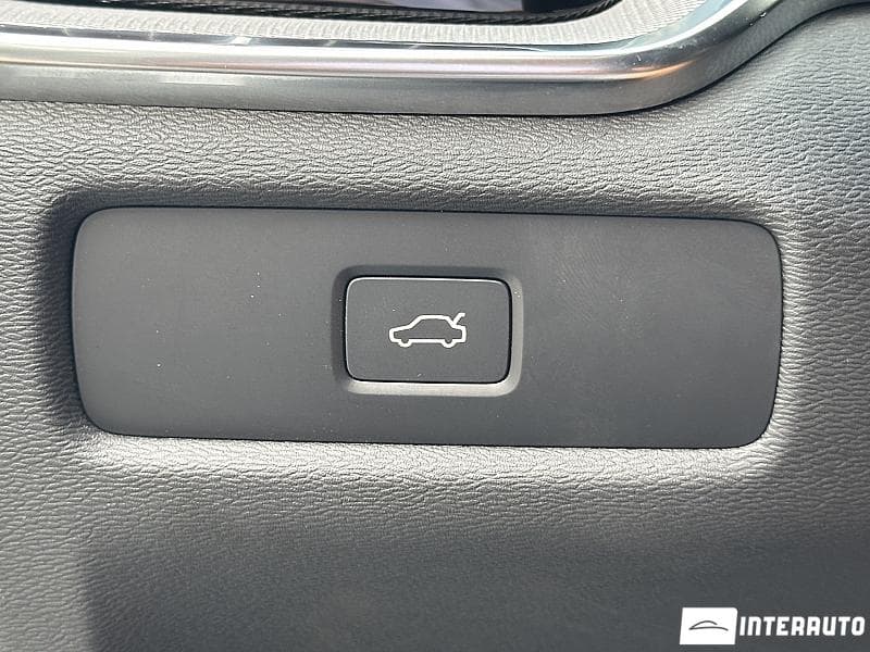 2024 Volvo V 60 Cross Country — Miniatură 17