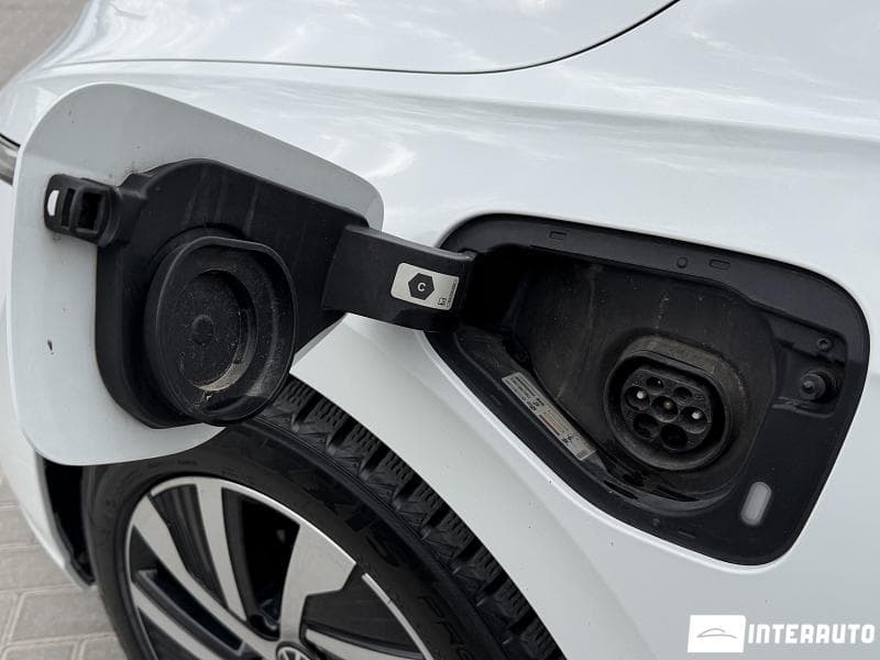 2021 Volkswagen Golf eHybrid — Miniatură 19