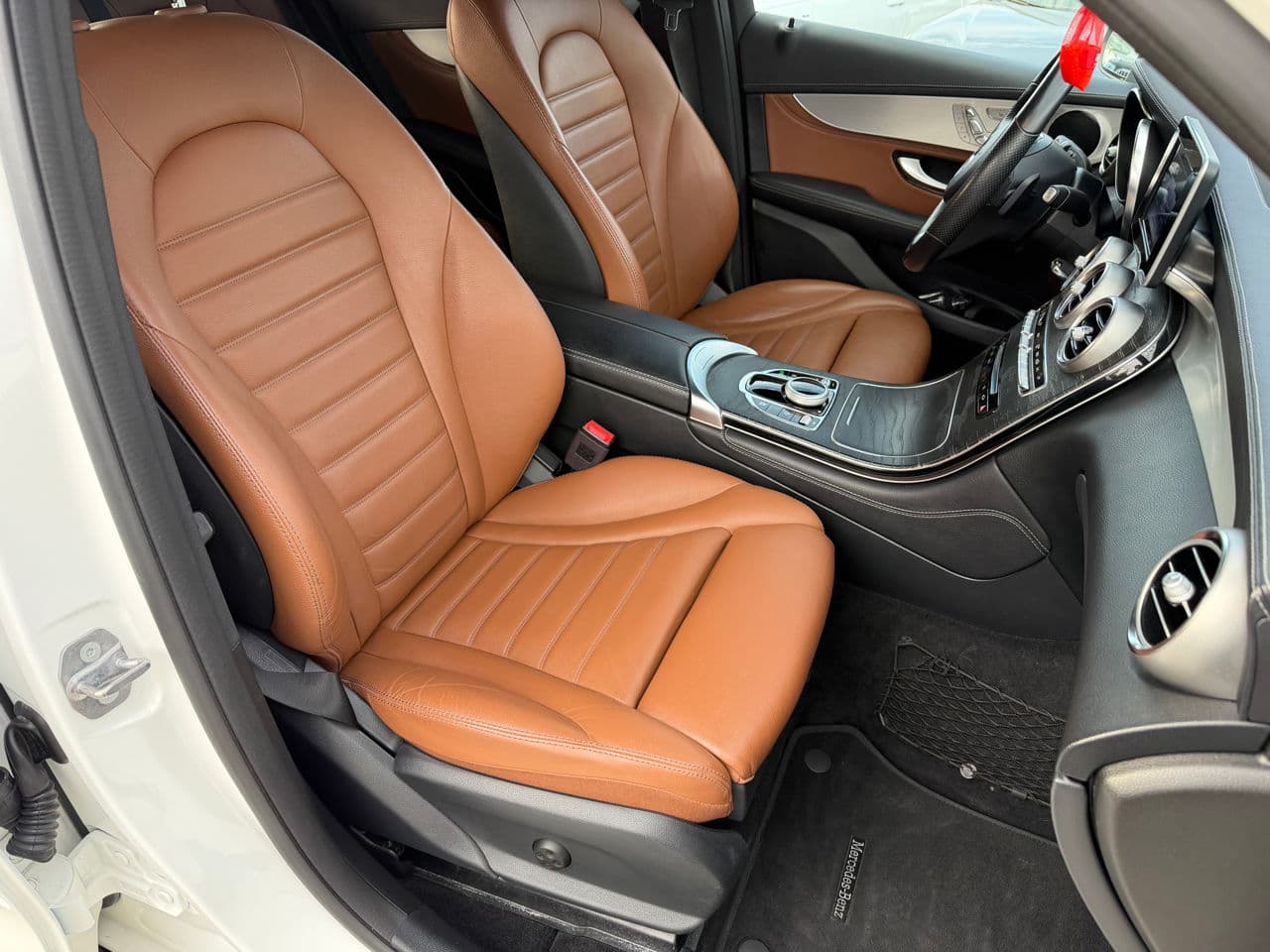 2019 Mercedes GLC 300 — Miniatură 18
