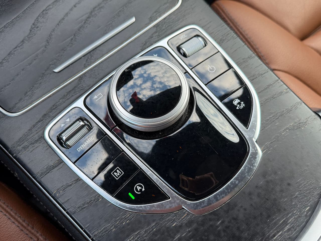 2019 Mercedes GLC 300 — Miniatură 17