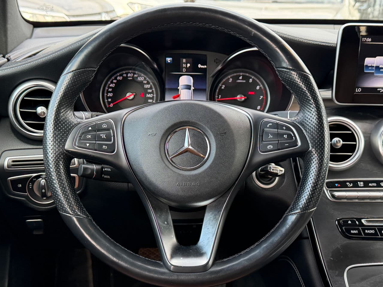 2019 Mercedes GLC 300 — Miniatură 12