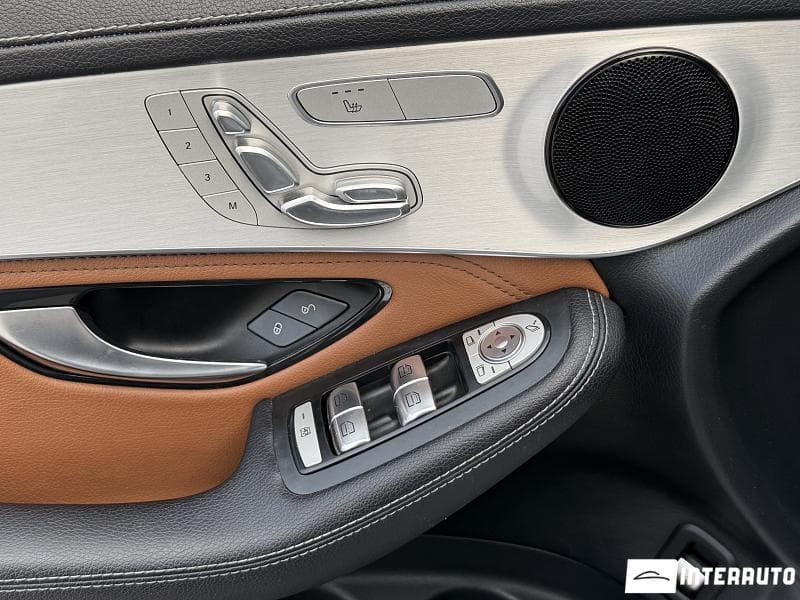 2019 Mercedes GLC 300 — Miniatură 8