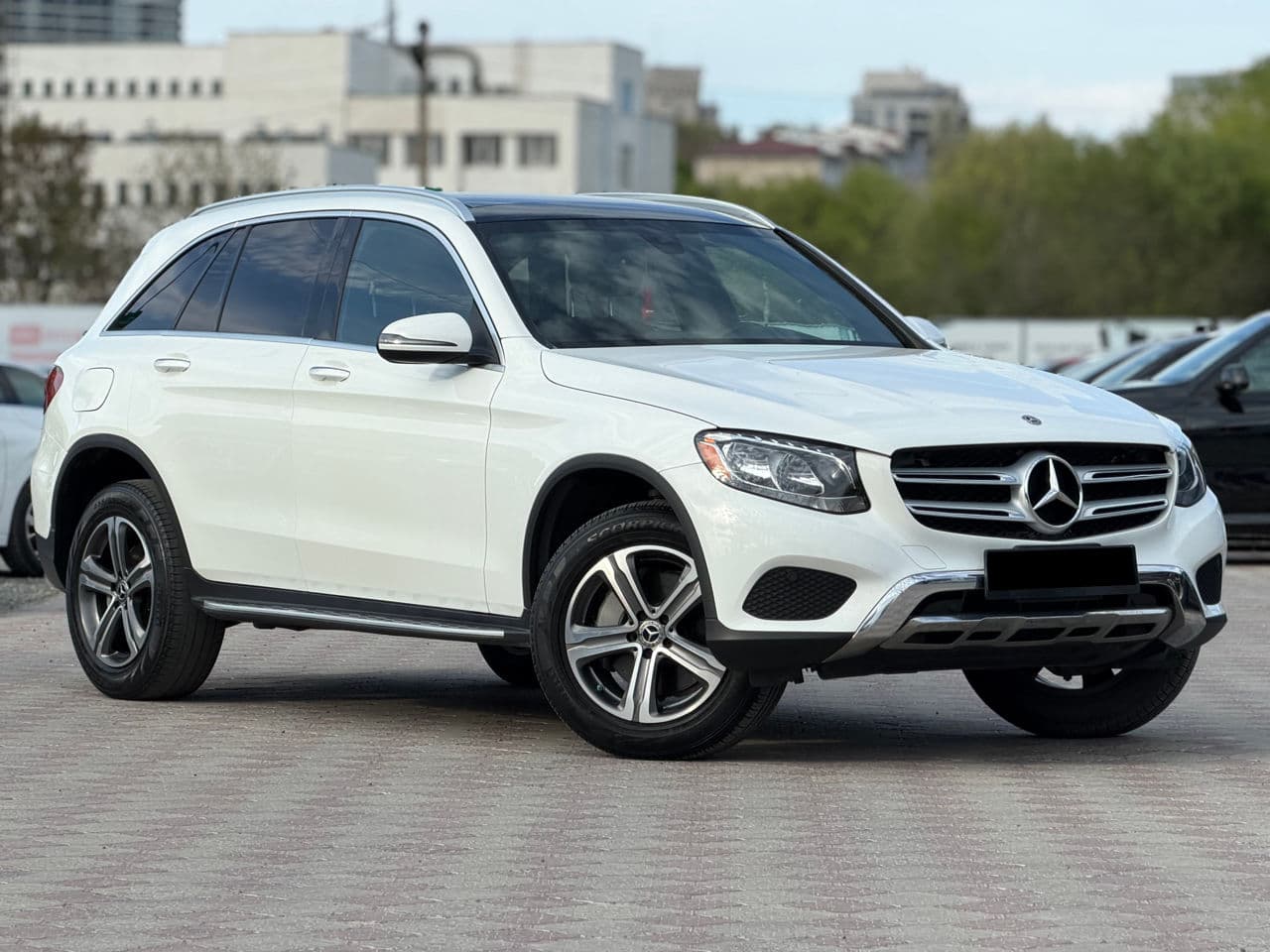 2019 Mercedes GLC 300 — Miniatură 4