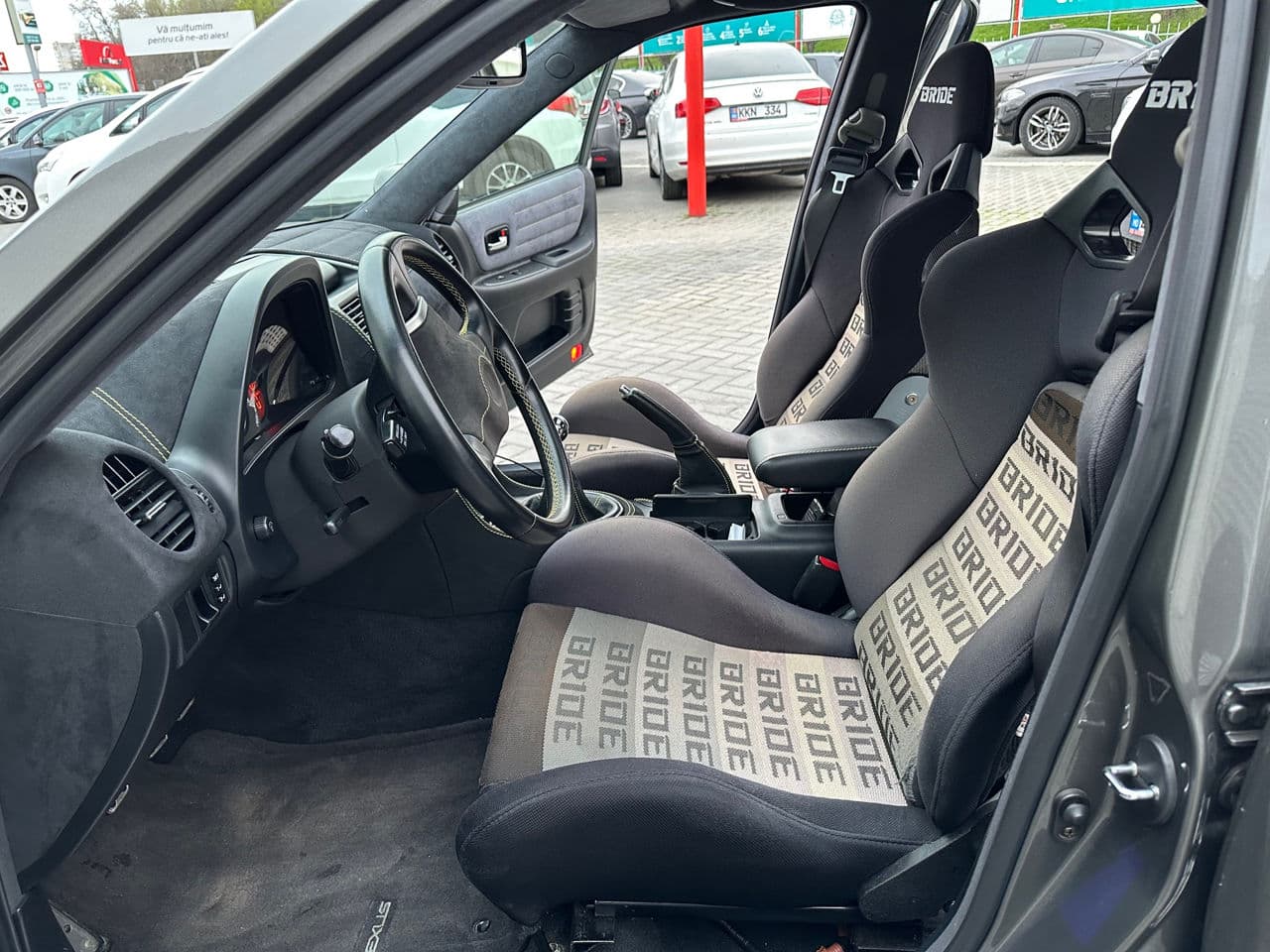 2004 Lexus IS 300 — Miniatură 5