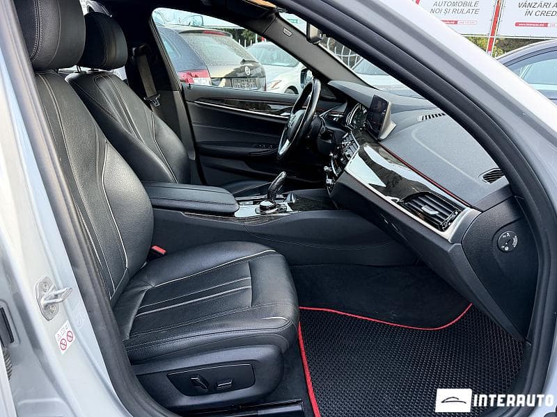2018 BMW 530e — Miniatură 15