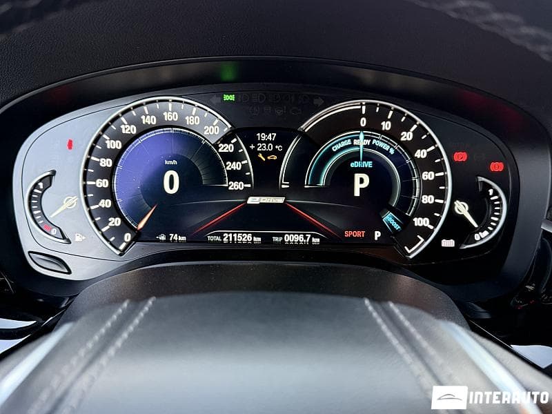 2018 BMW 530e — Miniatură 8