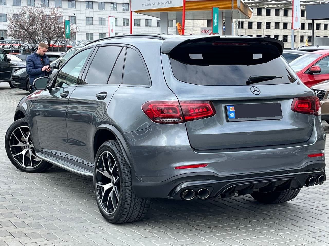 2019 Mercedes GLC 300 — Miniatură 2