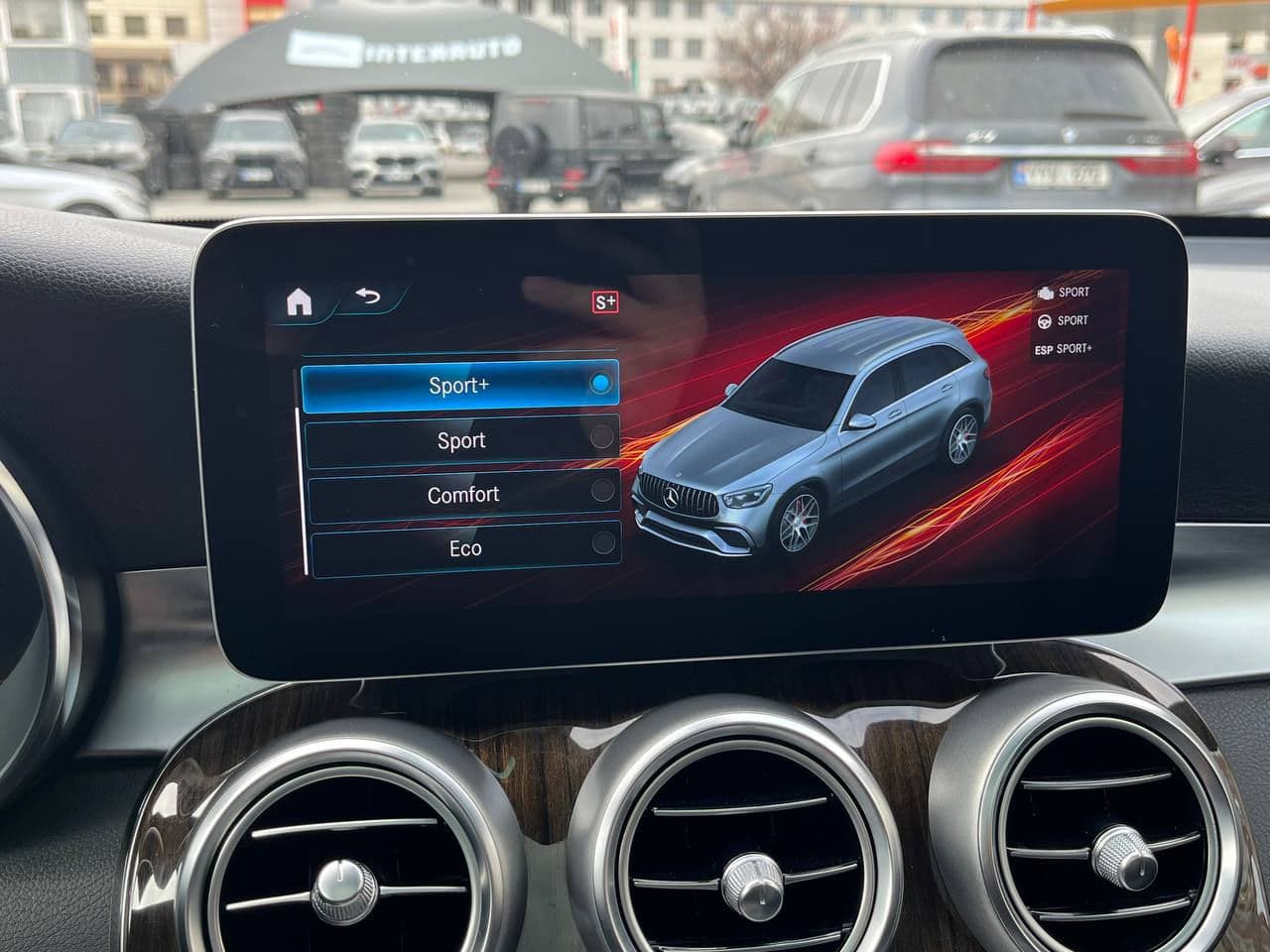 2019 Mercedes GLC 300 — Miniatură 10