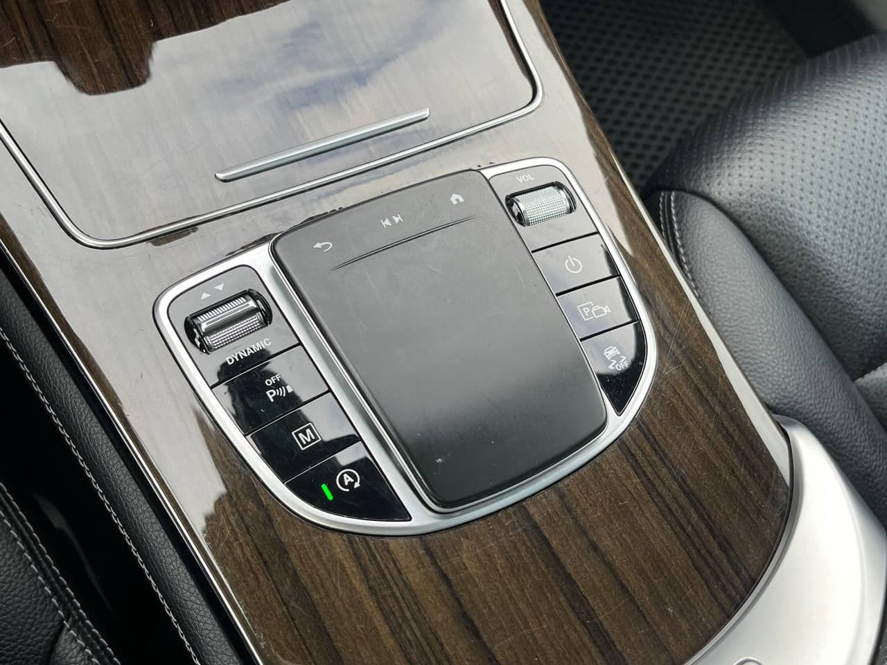 2019 Mercedes GLC 300 — Miniatură 13