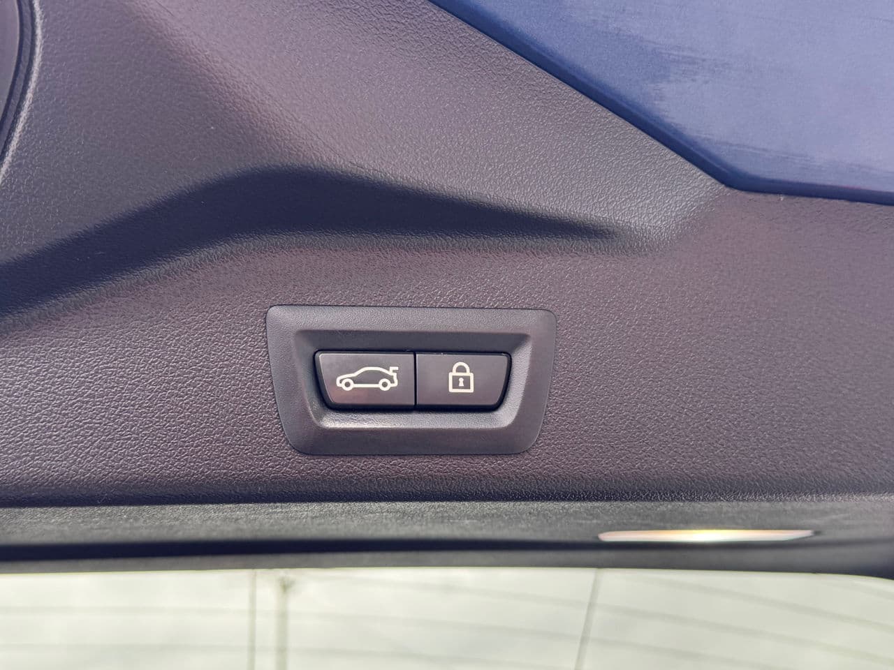 BMW X5 4.5e 2021 — Миниатюра 18