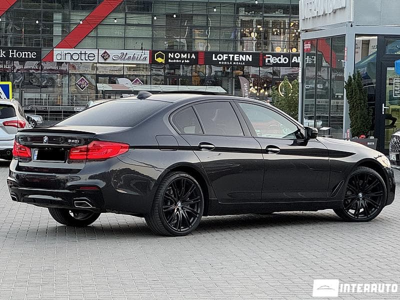 2017 BMW 530 — Miniatură 3