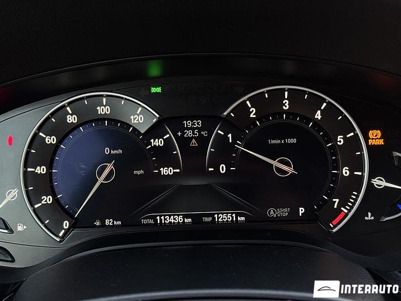 2017 BMW 530 — Miniatură 8